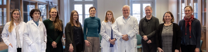 Team des FeTZ Magdeburg; v.l.: M. Wiegel, E. Incesoy, S. Weigand, S. Seidenbecher, C. Rehe, G. Meyer-Lotz, Prof. Dr. Steiner, Prof. Dr. H.-H. Flechtner, Dr. A. Strehlow, Dr. Dr. A. Riedel